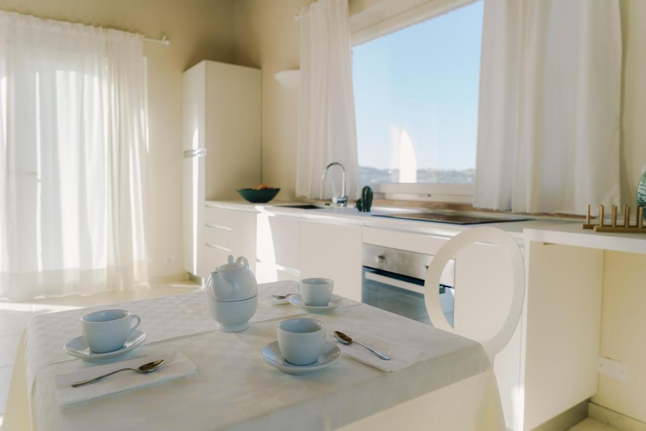 Bed and Breakfast Nontiscordardimé Civitanova Marche Esterno foto